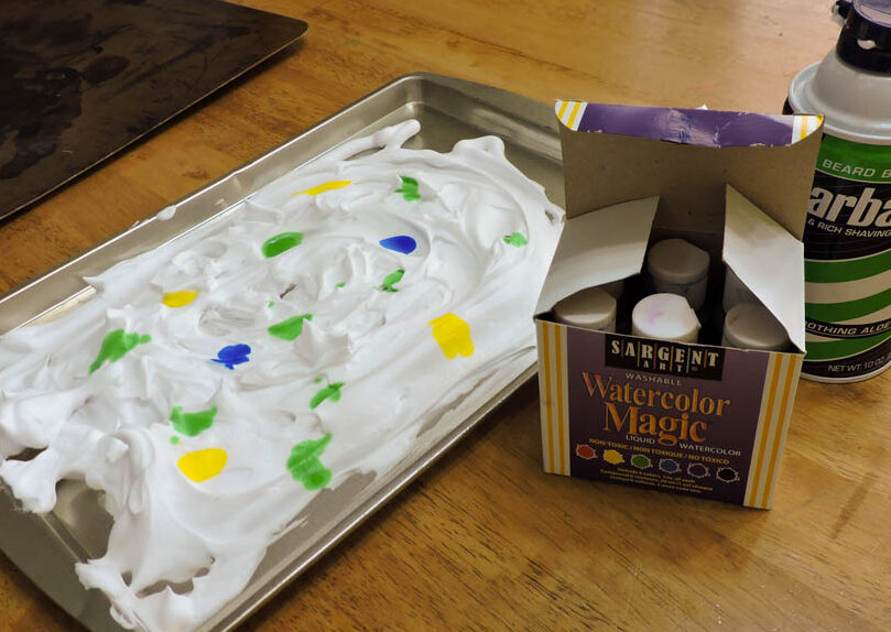 Making marbleized four leaf clovers is a quick and easy art project for preschool, kindergarten, or elementary school students. This DIY craft is a perfect St. Patrick’s Day activity to pair with your classroom leprechaun activities as you celebrate the famous Irish holiday.